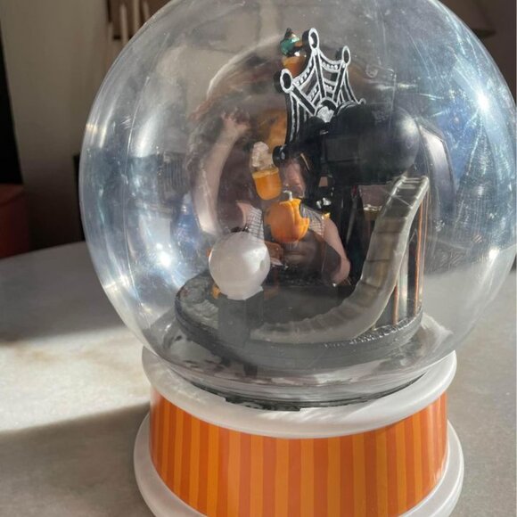 Target Hyde and Eek Halloween Animated Snowglobe - Pumpkin Park - Picture 4 of 7